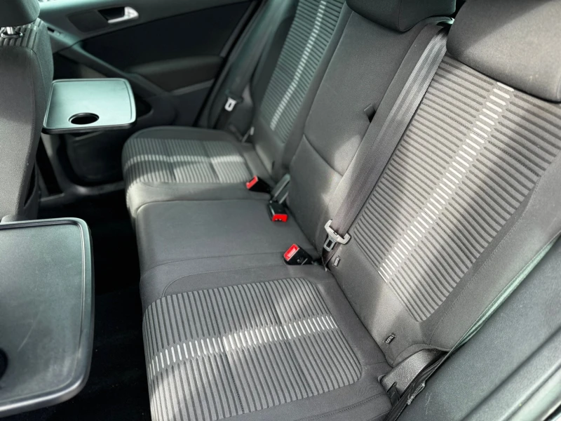 VW Tiguan 2.0TDI 4MOTION, снимка 9 - Автомобили и джипове - 53246333