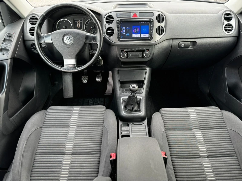 VW Tiguan 2.0TDI 4MOTION, снимка 10 - Автомобили и джипове - 53246333