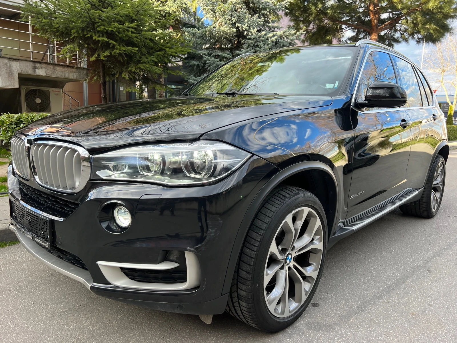 BMW X5 3.0XDRIVE FACELIFT/LASER/PANORAMA/FULL/UNIKAT, снимка 1