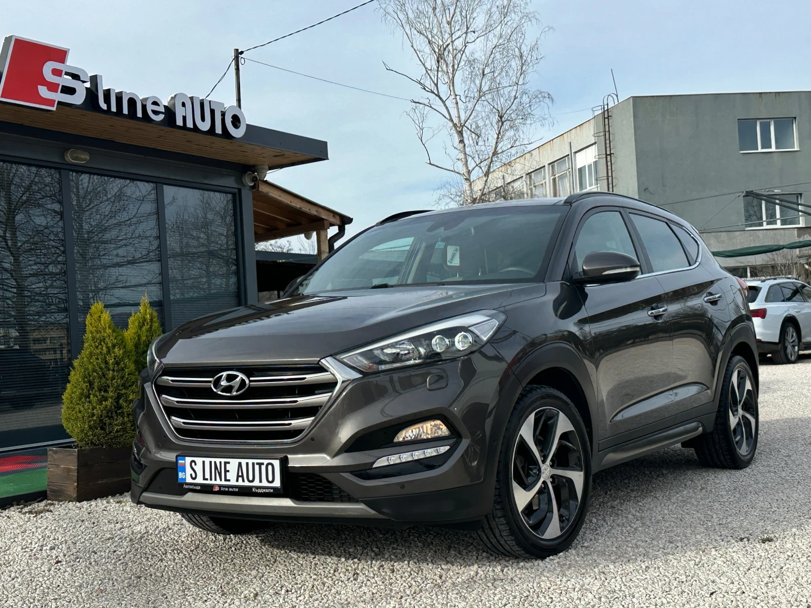 Hyundai Tucson Premium* 4WD* Панорама* Камера* Full LED* , снимка 1
