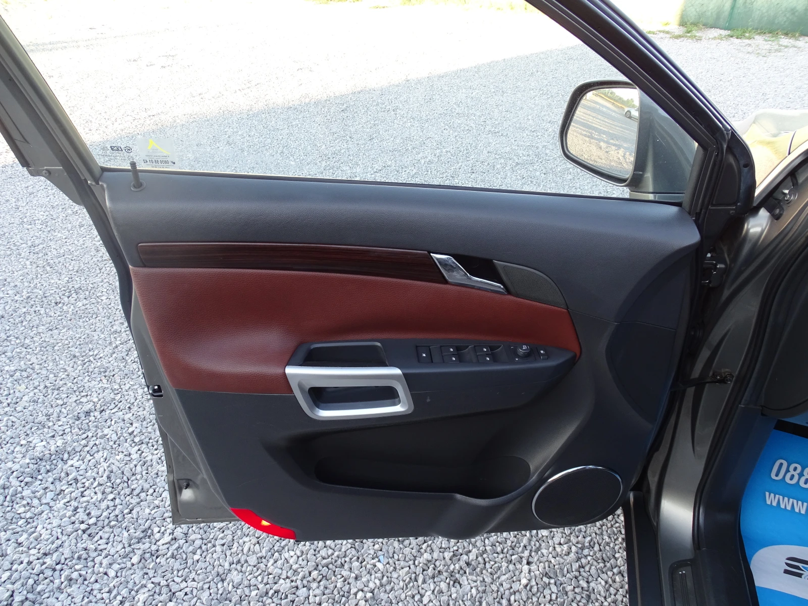 Opel Antara 3.2i 227КС. АВТОМАТИК Н0АВИГАЦИЯ КОЖА ПОДГРЕВ SWIS - изображение 6