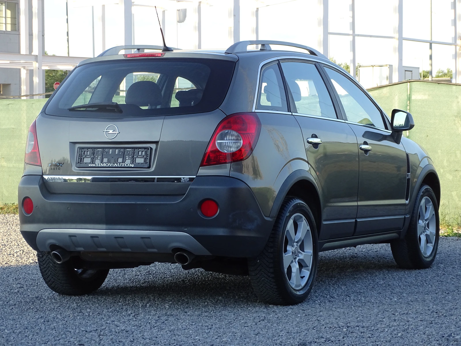 Opel Antara 3.2i 227КС. АВТОМАТИК Н0АВИГАЦИЯ КОЖА ПОДГРЕВ SWIS - изображение 2