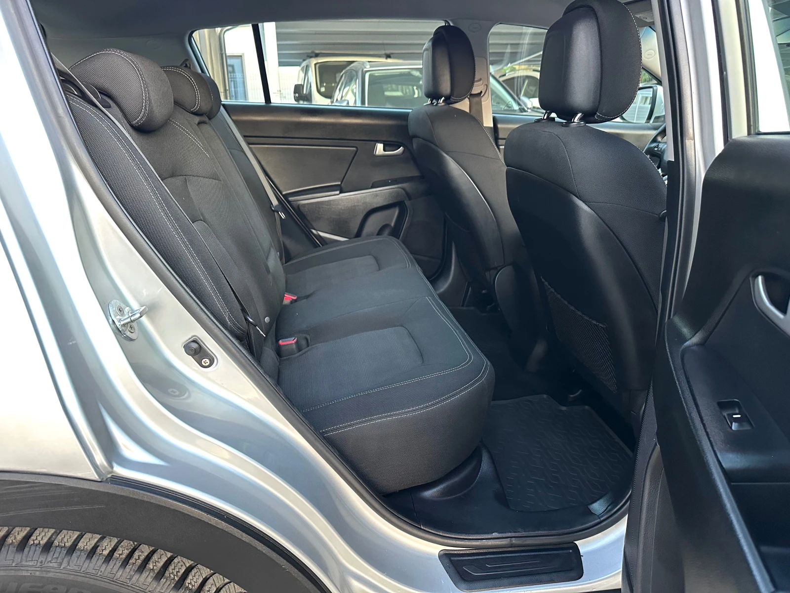 Kia Sportage 1.6 i 135    LED CARPLAY  | Mobile.bg   12