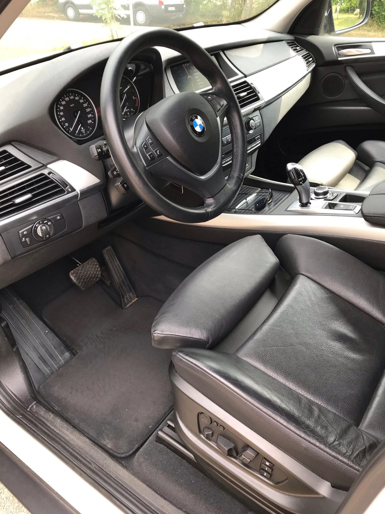 BMW X5 3.0D 160000км. Фейслифт 245к.с. , снимка 9 - Автомобили и джипове - 53954482