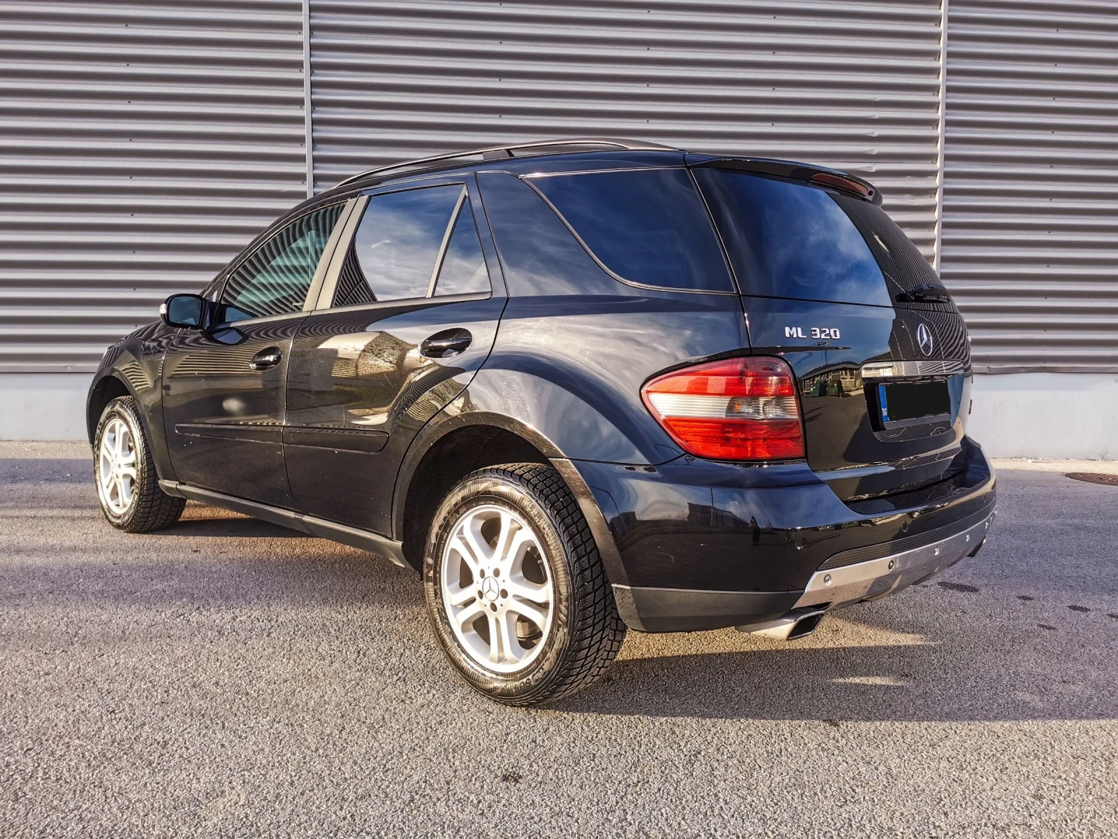 Mercedes-Benz ML 320 OFFROAD ПАКЕТ , снимка 2 - Автомобили и джипове - 54155559