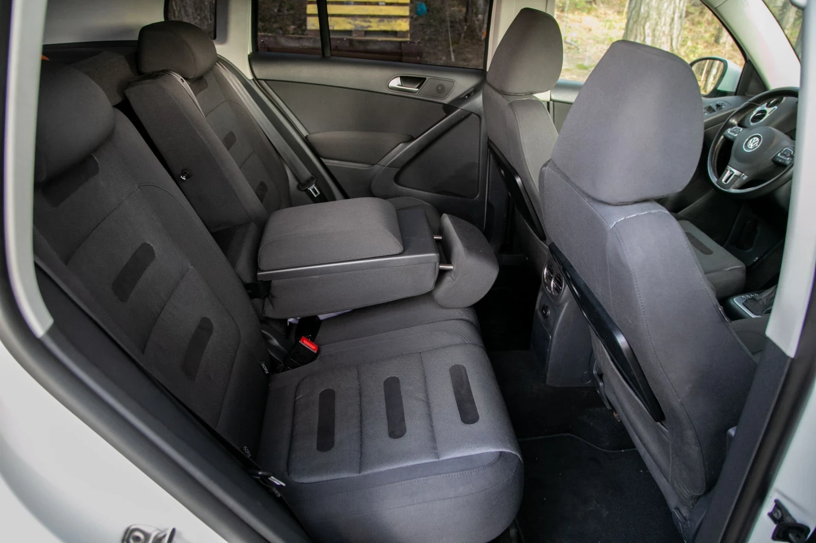 VW Tiguan 2.0 Tdi DSG 4motion, снимка 10 - Автомобили и джипове - 54201683