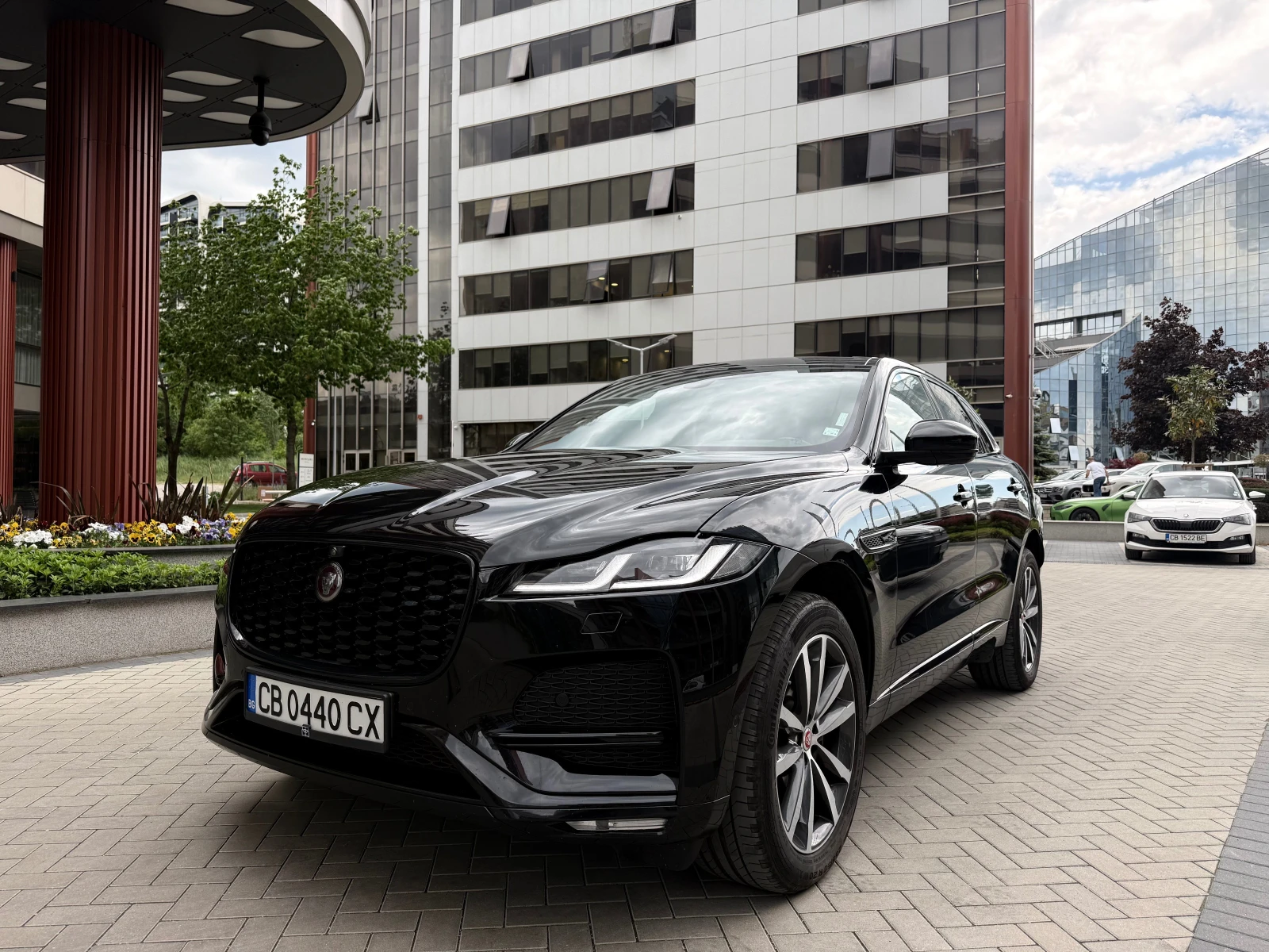 Jaguar F-PACE P250 SE Black 2021MY