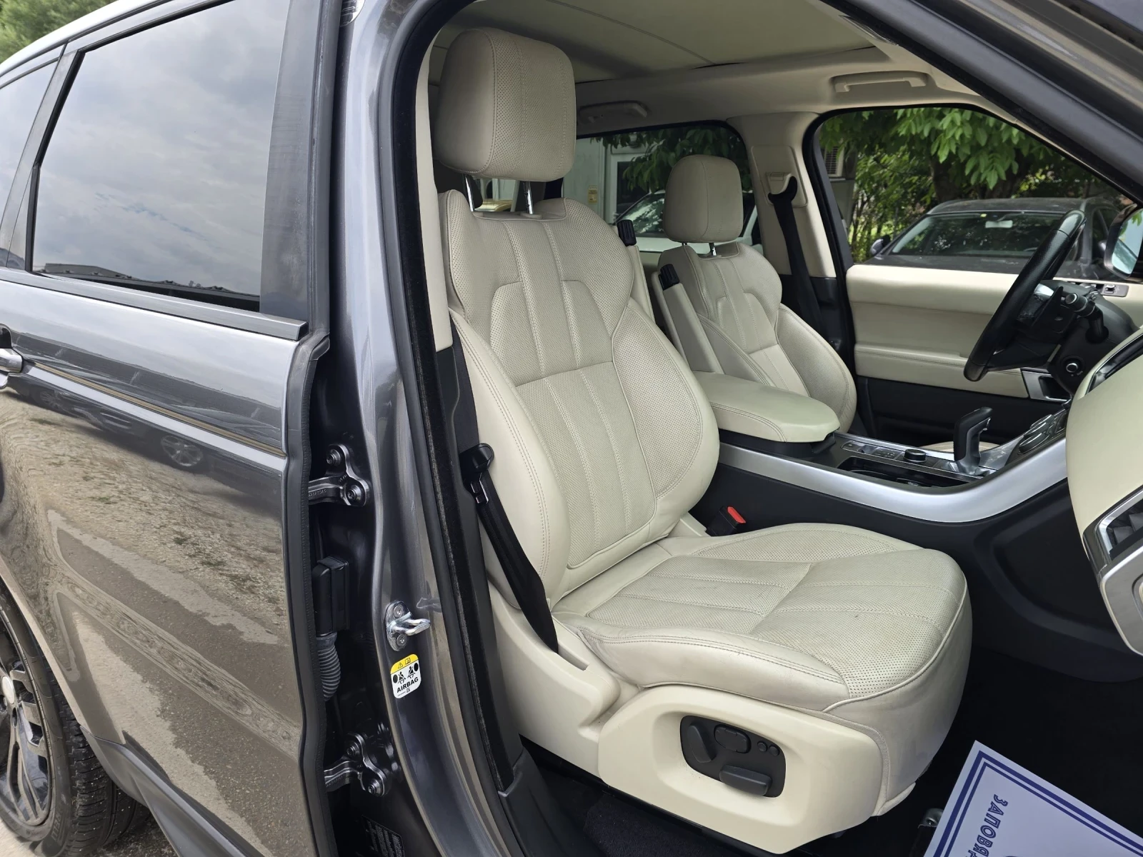 Land Rover Range Rover Sport 3.0D 249к.с HSE Dynamic 4х4 , снимка 12 - Автомобили и джипове - 55011913