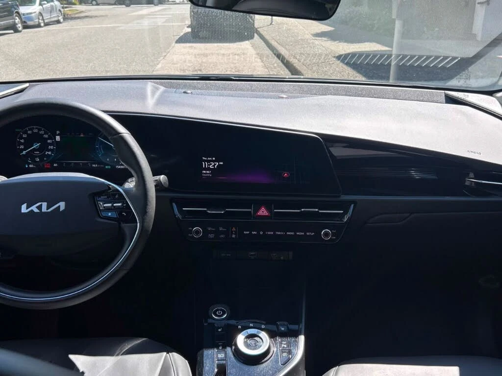 Kia Niro WIND+ * FWD* DISTRONIC* LANE ASS* КАМЕРА* ПОДГРЕВ, снимка 10 - Автомобили и джипове - 55282710