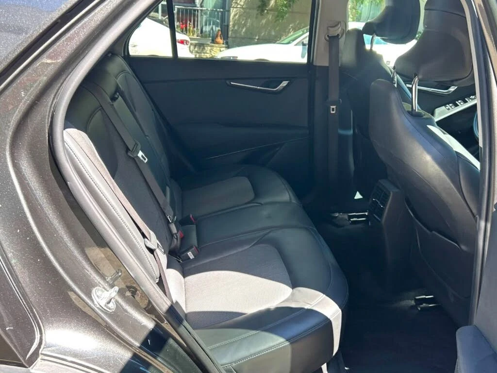 Kia Niro WIND+ * FWD* DISTRONIC* LANE ASS* КАМЕРА* ПОДГРЕВ, снимка 15 - Автомобили и джипове - 55282710