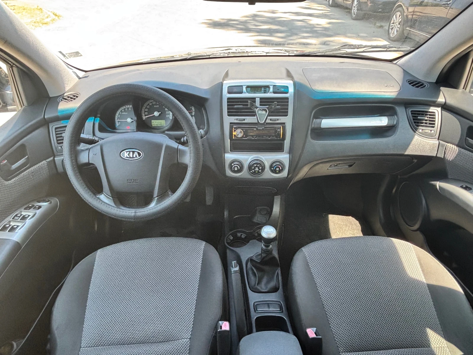 Kia Sportage Kia Sportage 2.0 , CRDI.  4 AWD, снимка 10 - Автомобили и джипове - 55631858