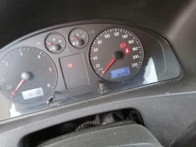 VW Multivan 1.9 Tdi klimatik | Mobile.bg    14