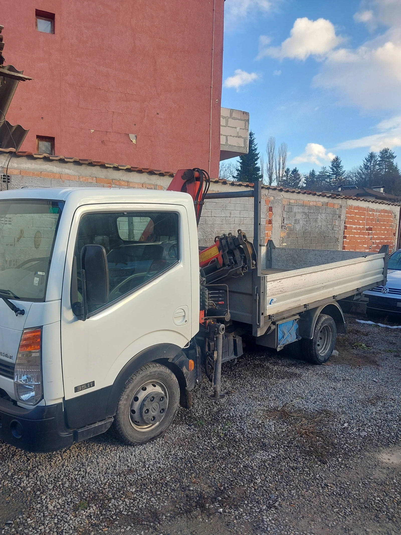 Nissan Capstar 3511 - изображение 3