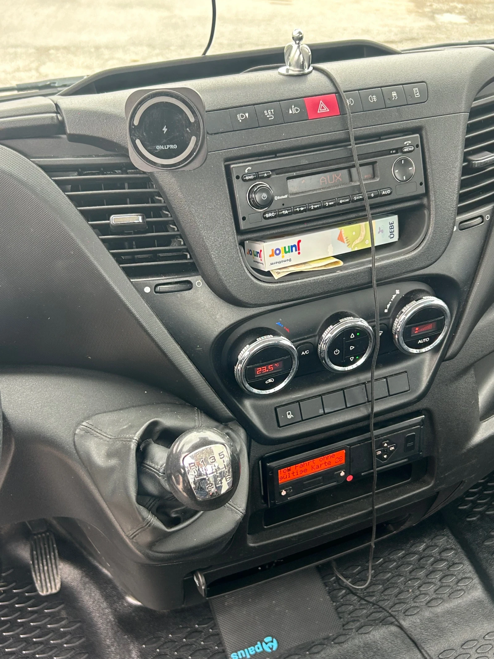 Iveco Daily 35c18   3.0/ 180hp // | Mobile.bg   12