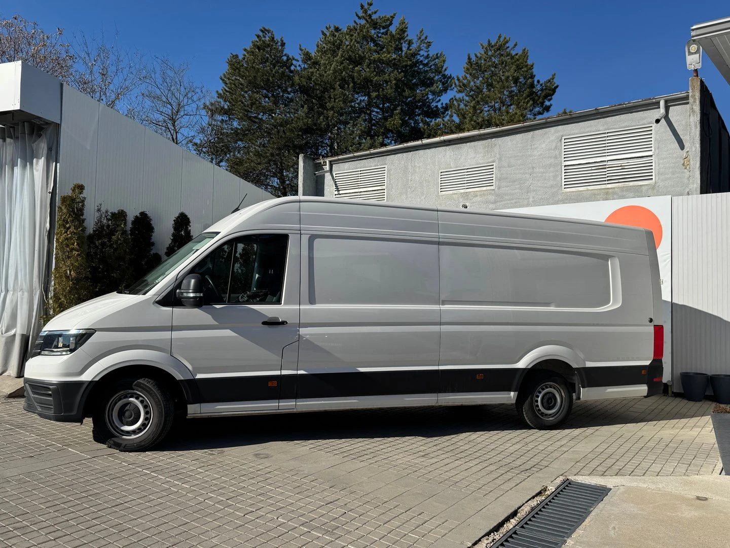 VW Crafter 35 Kasten XL TDI 16.4 m3 предно - изображение 2