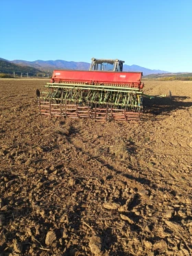 Сеялка Друга марка, снимка 1 — Bazar.bg Сеялка Друга марка, снимка 1