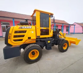 Телескопични товарачи Komatsu JF928, снимка 10