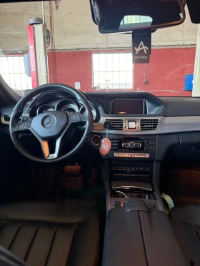 Mercedes-Benz E 350 4Matic, снимка 7