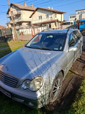 Mercedes-Benz C 180, снимка 10