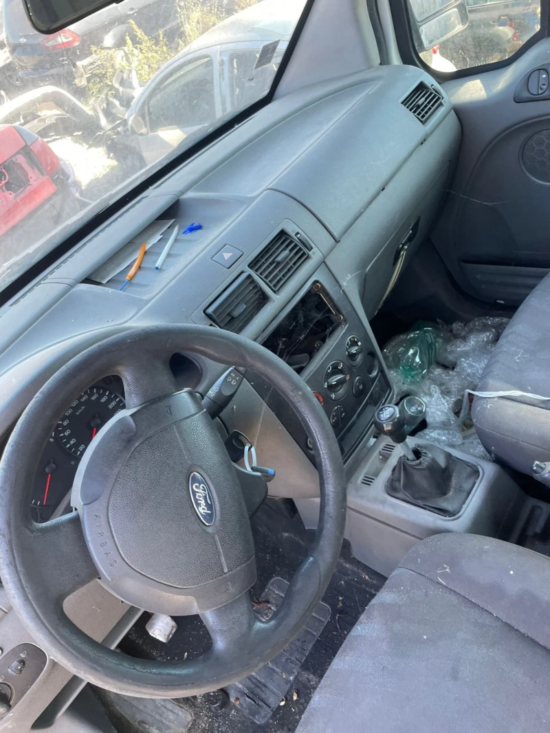 Ford Connect 1.8TDCI, снимка 9 - Автомобили и джипове - 45090119