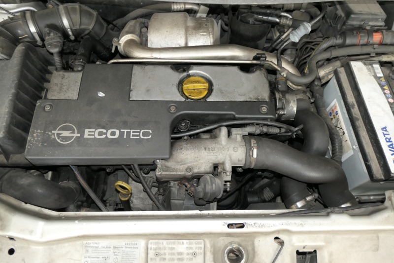 Opel Zafira 2.2DTI 125кс 7-МЕСТА ELEGANCE, снимка 16 - Автомобили и джипове - 45915946