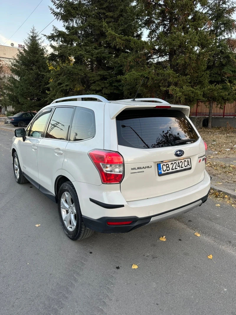 Subaru Forester, снимка 6 - Автомобили и джипове - 47841599