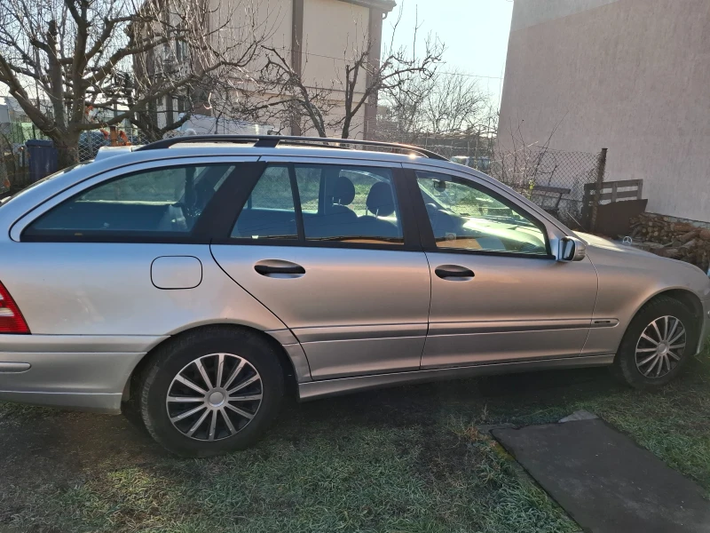 Mercedes-Benz C 180, снимка 12 - Автомобили и джипове - 49065279