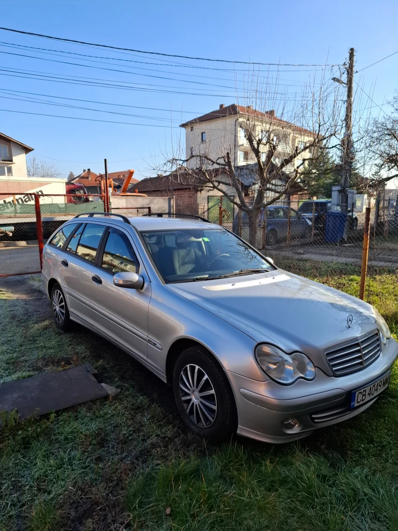 Mercedes-Benz C 180, снимка 2 - Автомобили и джипове - 49065279