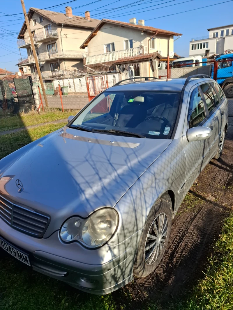 Mercedes-Benz C 180, снимка 10 - Автомобили и джипове - 49065279