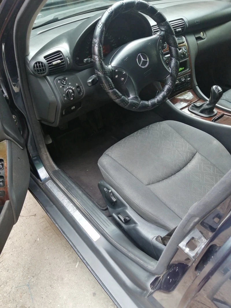 Mercedes-Benz C 270, снимка 6 - Автомобили и джипове - 52161766