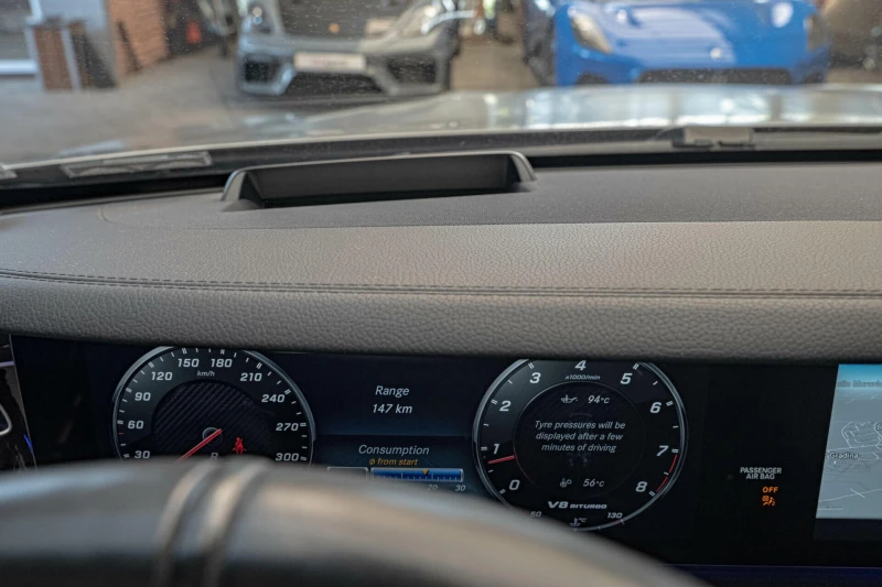 Mercedes-Benz S 63 AMG Coupe/Burmester/AirMatic/HuD/Камера360/53000КМ/4M+, снимка 8 - Автомобили и джипове - 52008022