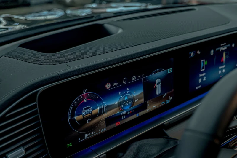 Mercedes-Benz GLS 450 AMG/6+ 1/HuD/Burmester/Обдухване/Камера/Панорама, снимка 10 - Автомобили и джипове - 52712045