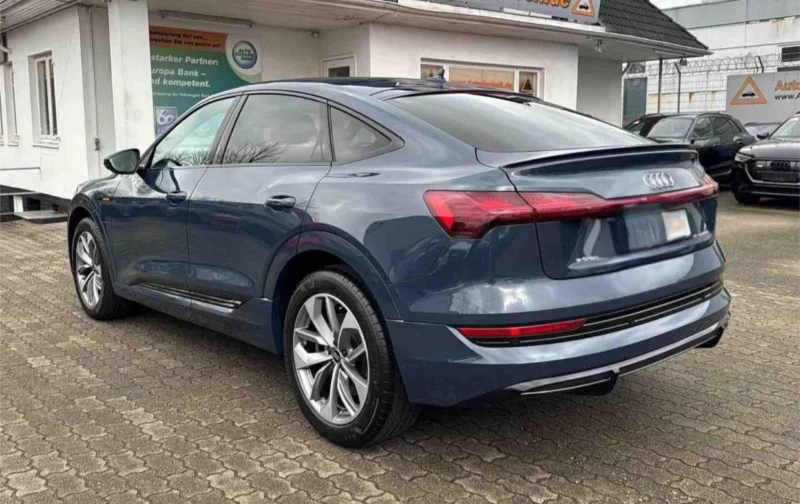 Audi E-Tron Quatro/Sportback/S line/Black Night/Hud/Kam, снимка 6 - Автомобили и джипове - 52787239