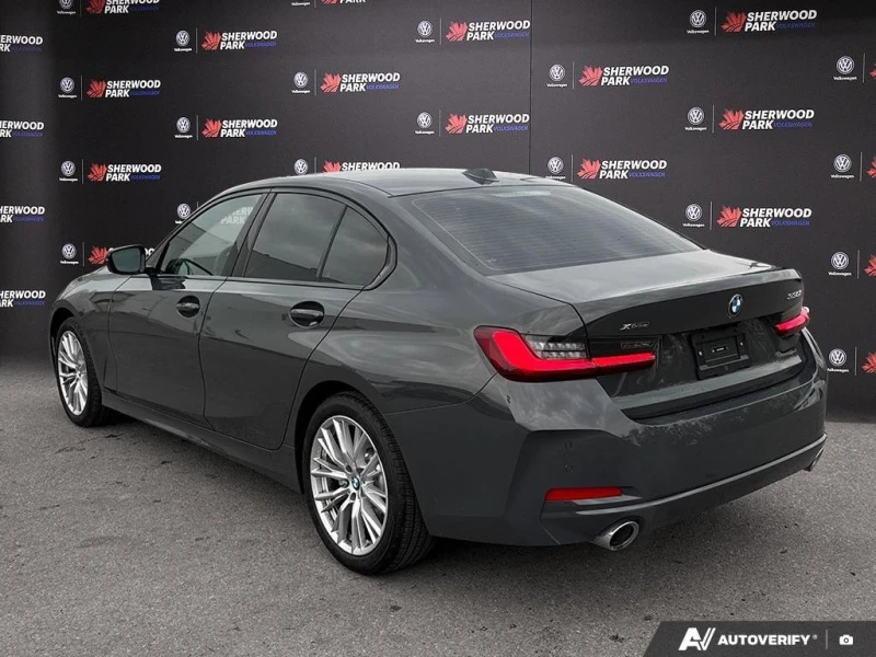 BMW 330 * 330i xDrive | HEATED SEATS & STEERING | SUNROOF , снимка 5 - Автомобили и джипове - 52805693