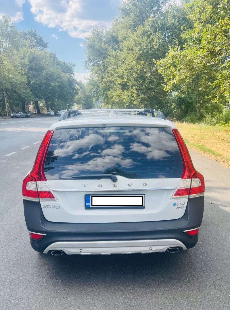 Volvo Xc70 2.4D - D4 - 5 цилиндъра, снимка 6 - Автомобили и джипове - 53114077