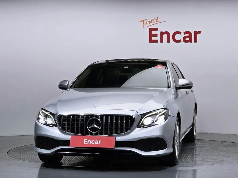 Mercedes-Benz E 220 E220d Avantgarde| 194к.с.| ВКЛ.ТЕХНОТЕСТ, снимка 3 - Автомобили и джипове - 55263320