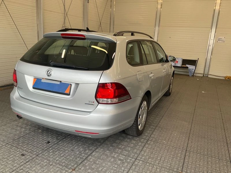 VW Golf VI 1.6 TDI Trendline BlueMotion Tech, снимка 2 - Автомобили и джипове - 55467803