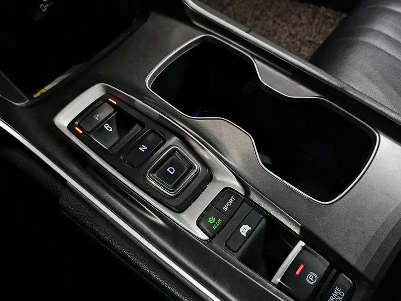 Honda Accord Touring 2.0 Хибрид, снимка 7 - Автомобили и джипове - 55642597