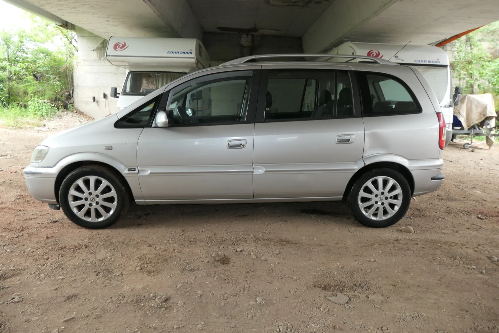 Opel Zafira 2.2DTI 125кс 7-МЕСТА ELEGANCE - изображение 7