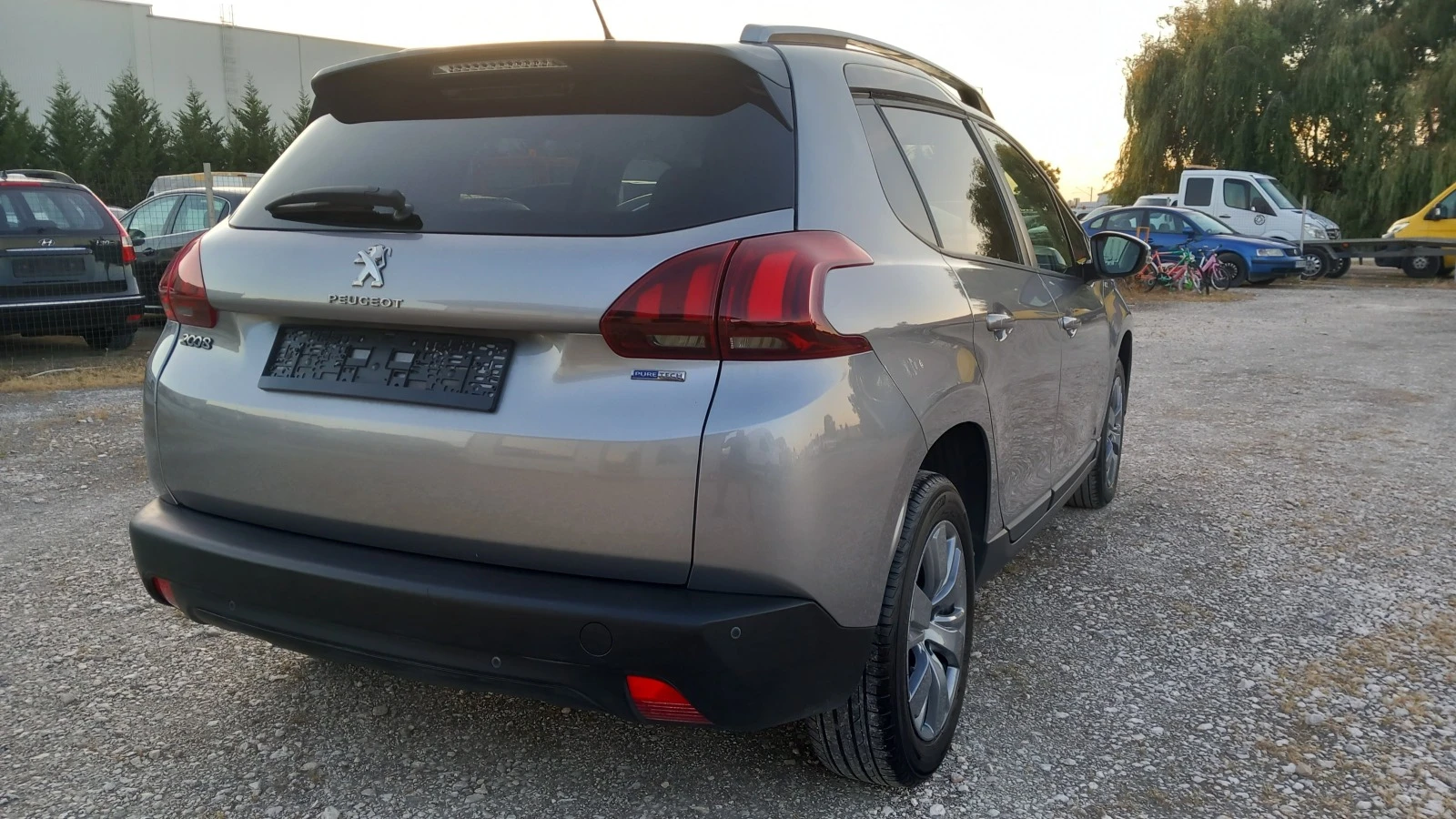 Peugeot 2008 1.2I-НАВИГАЦИЯ/КЛИМАТРОНИК/АВТОПИЛОТ/EURO 6B - изображение 4