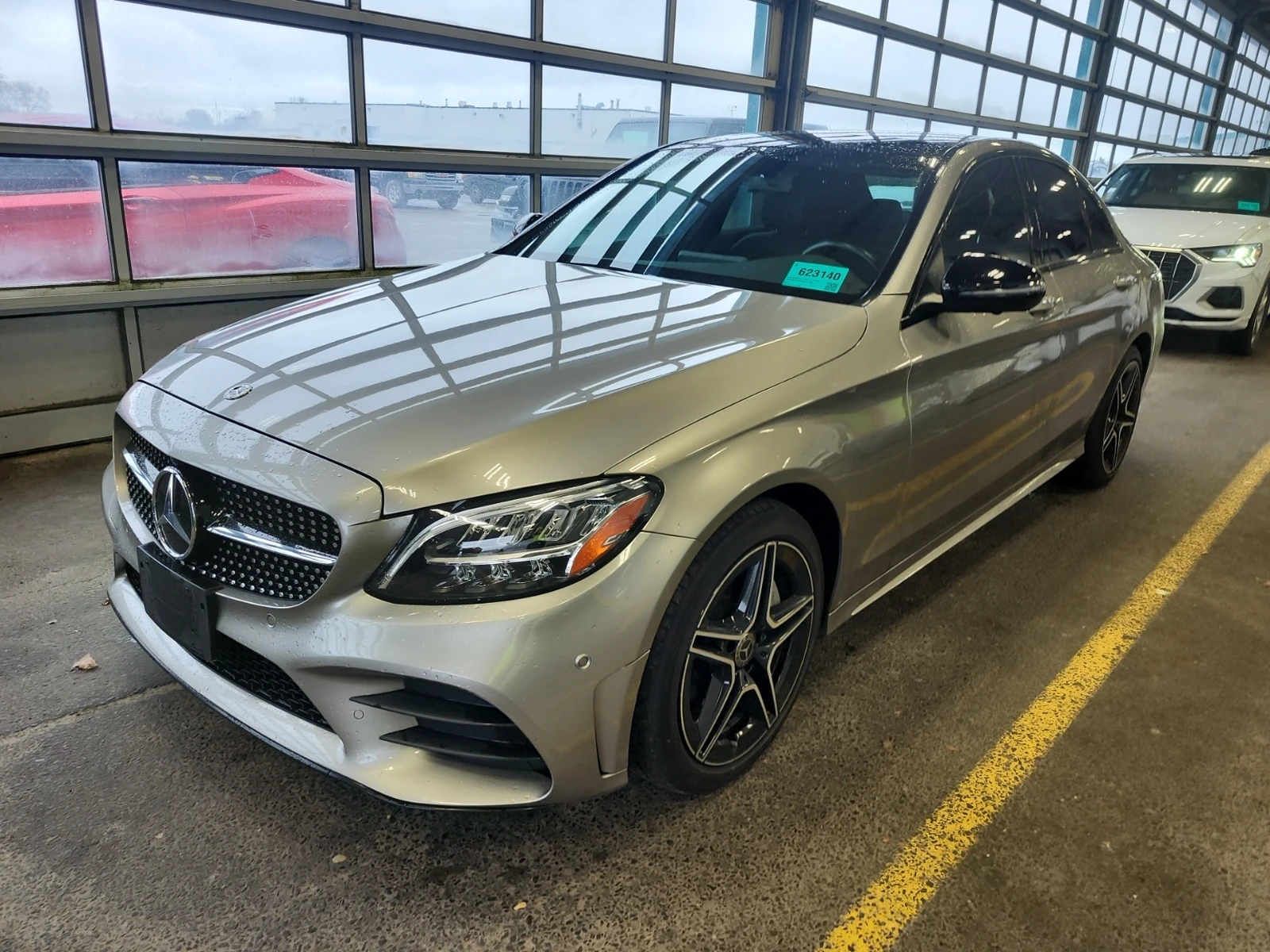 Mercedes-Benz C 300 * CARFAX * ОПЦИЯ ЗА ФИНАНСИРАНЕ  - изображение 3