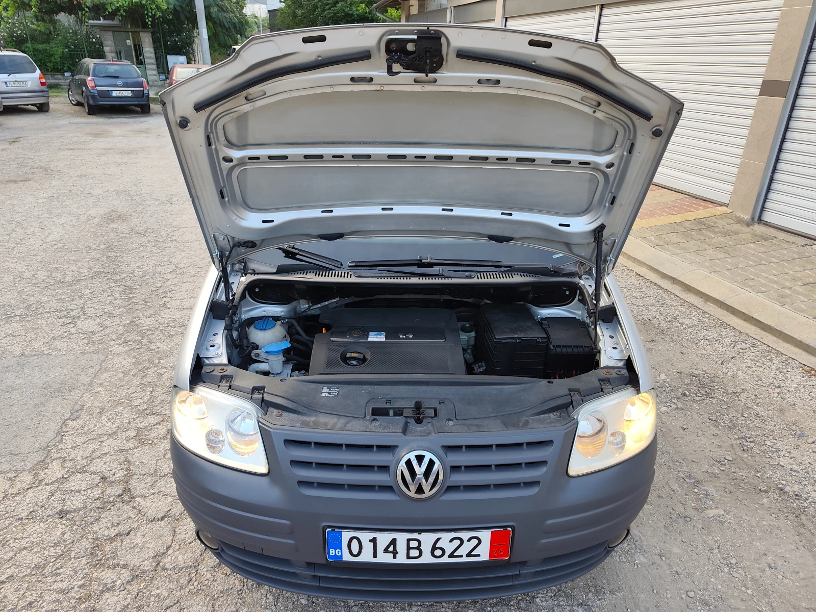VW Caddy LIFE 1.4i 75К.С. 6+ 1, снимка 16 - Автомобили и джипове - 55181187