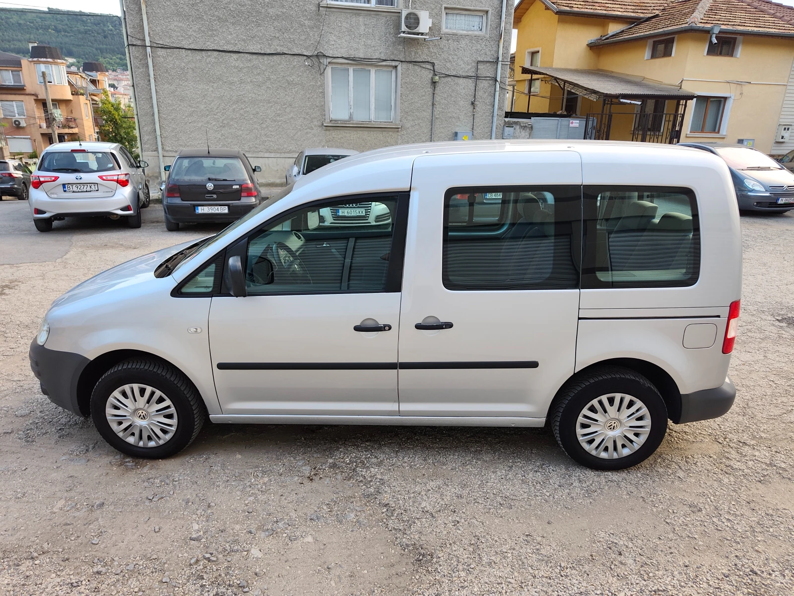 VW Caddy LIFE 1.4i 75К.С. 6+ 1, снимка 7 - Автомобили и джипове - 55181187