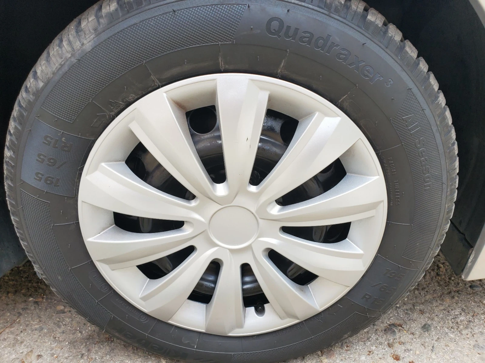 Toyota Corolla 1.33, газ /бензин - изображение 9
