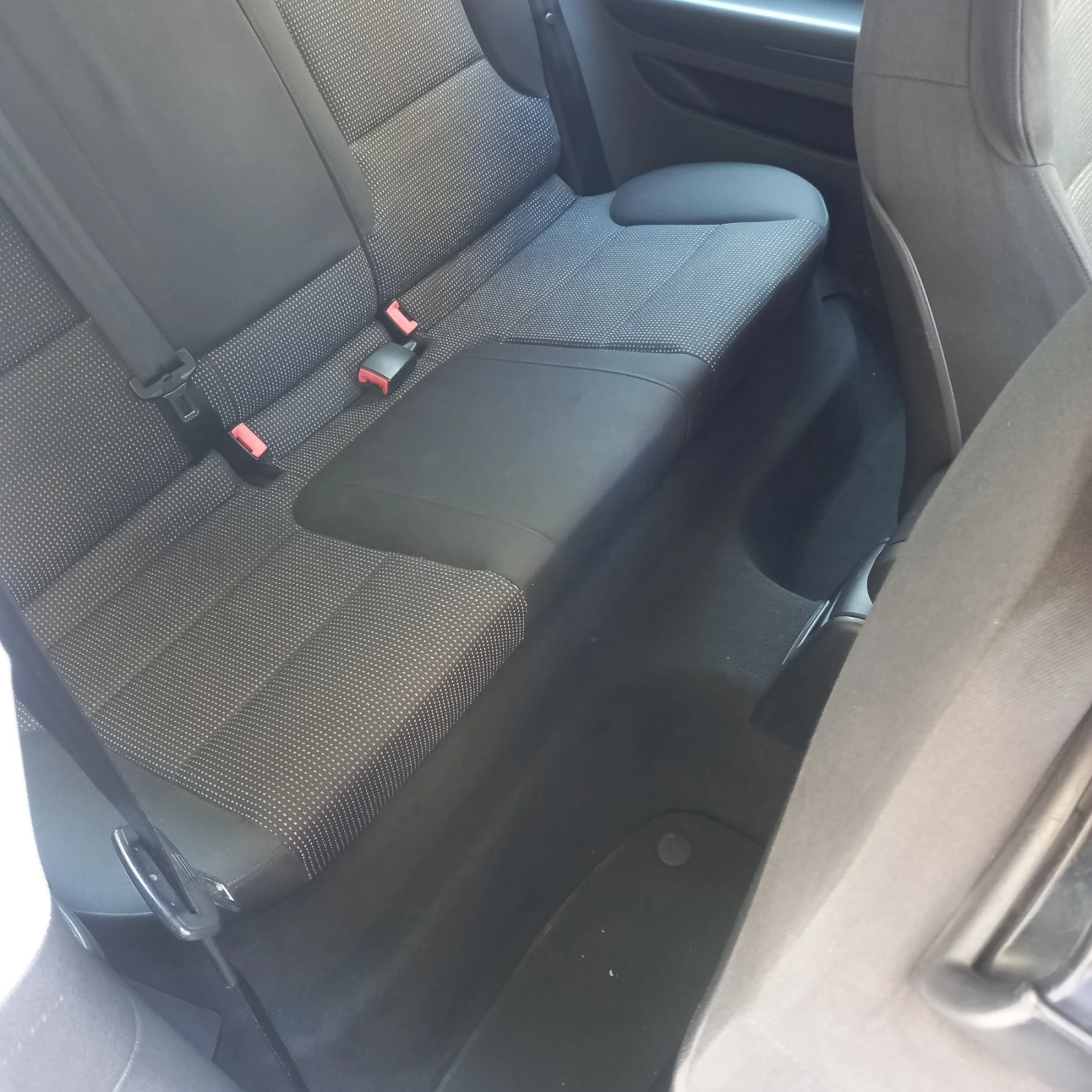 Audi A3 2.0tdi - изображение 10