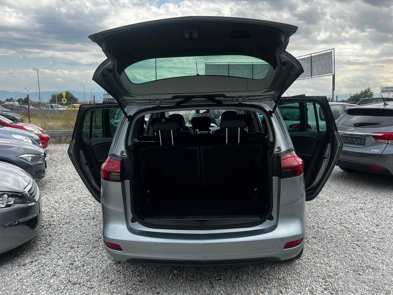 Opel Zafira ЛИЗИНГ-7 МЕСТА-КОЖА-КЛИМАТРОНИК - изображение 9