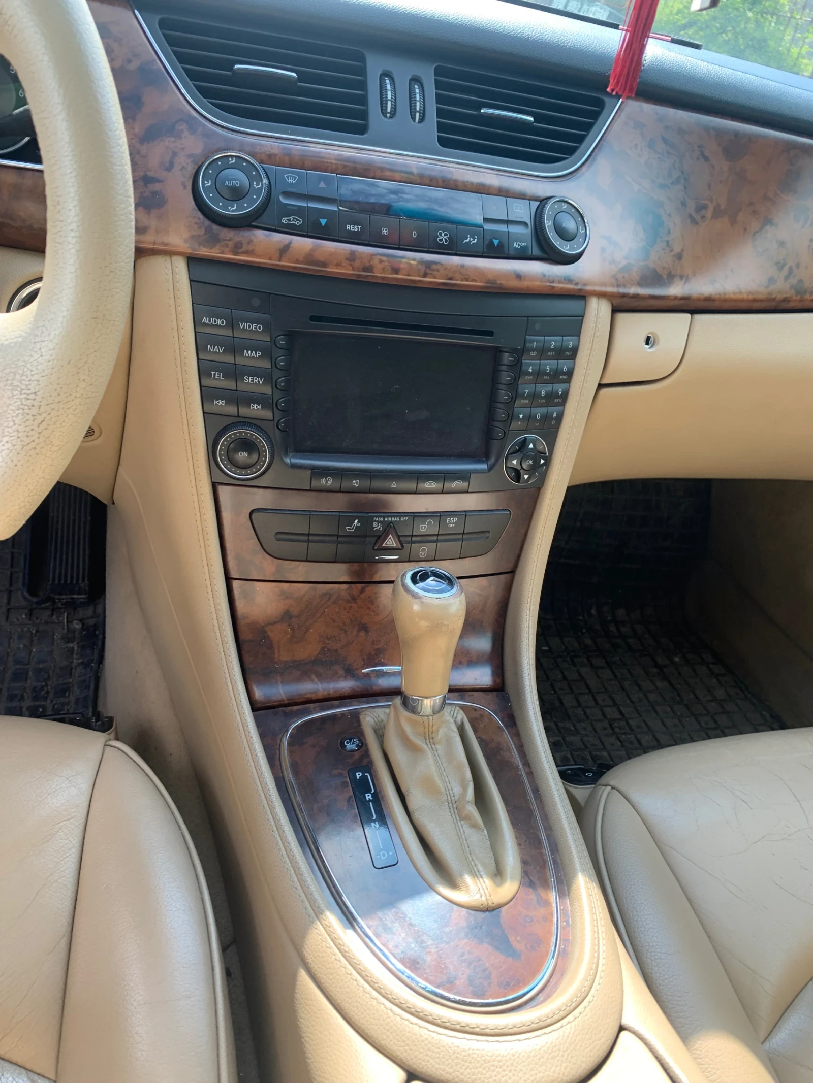 Mercedes-Benz CLS 350  - изображение 7