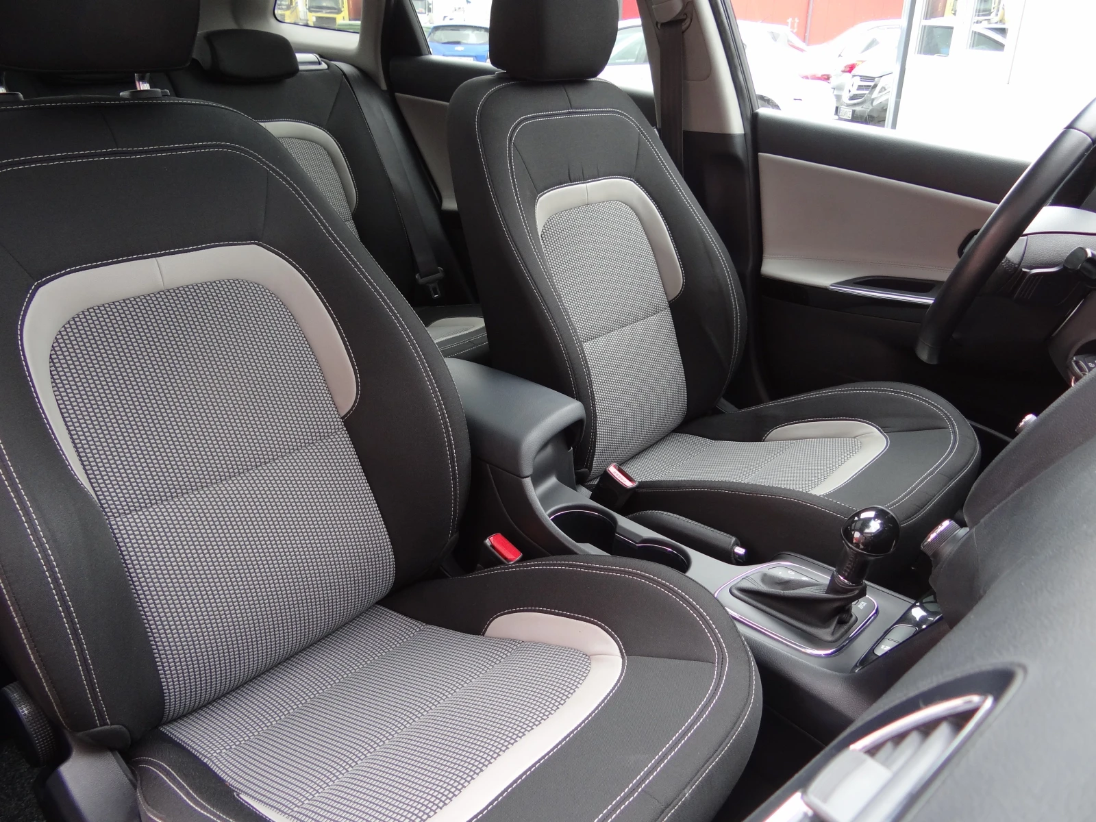 Kia Ceed 1.6crdi-128k.c./Auto/Navi/Panorama/Camera/Koja/Led | Mobile.bg   11