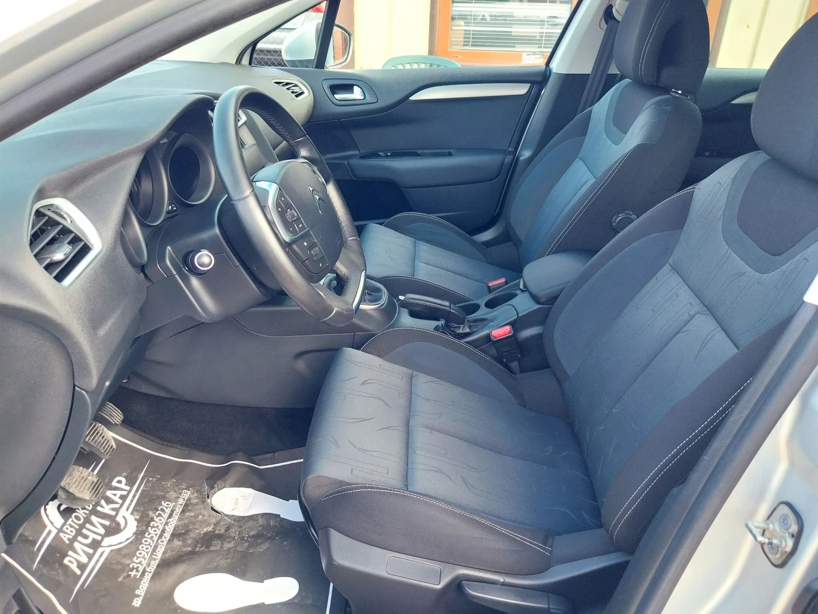 Citroen C4 1.6 HDI - изображение 10