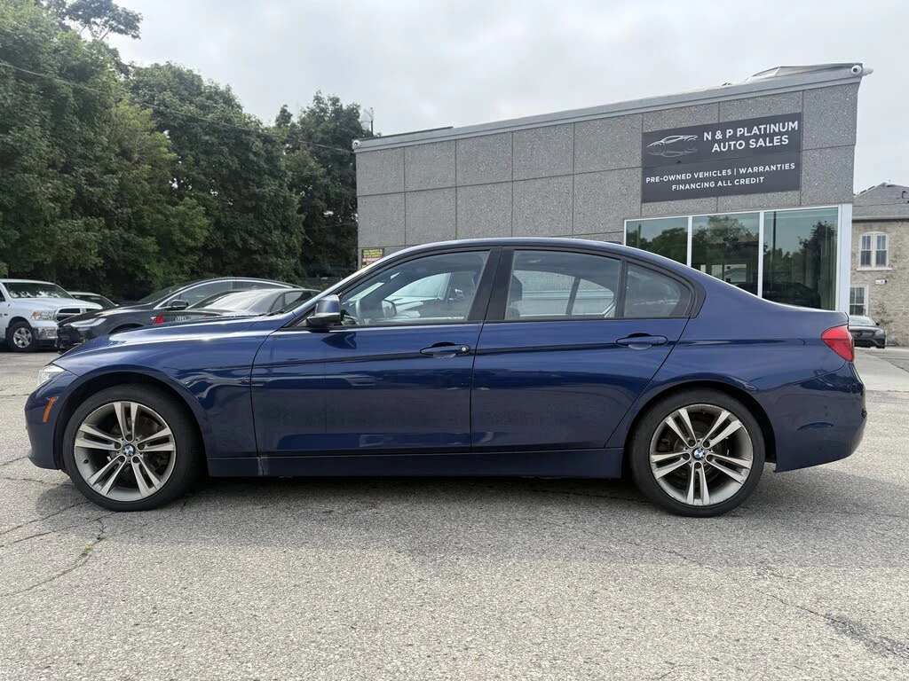 BMW 330 i XDRIVE* KEYLESS* ПОДГРЕВ* КАМЕРА* ШИБИДАХ - изображение 9
